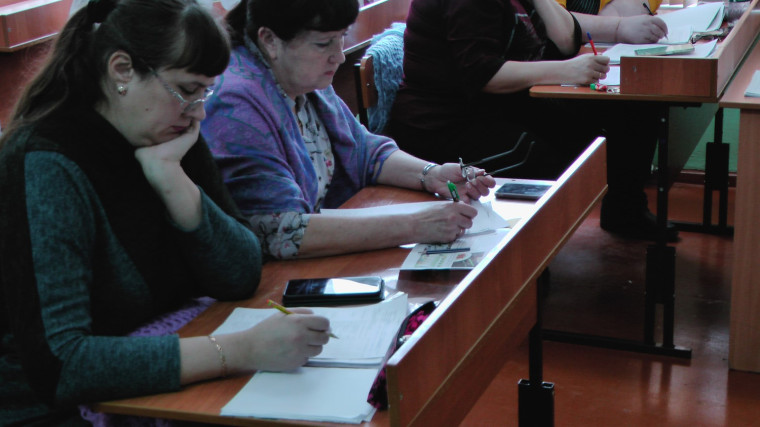 Школьная научно-практическая конференция «Креативная молодежь – будущее России».